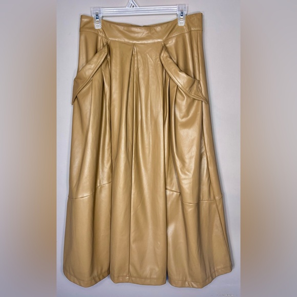 MOLLY BRACKEN Midi Faux Leather Skirt - Picture 2 of 8